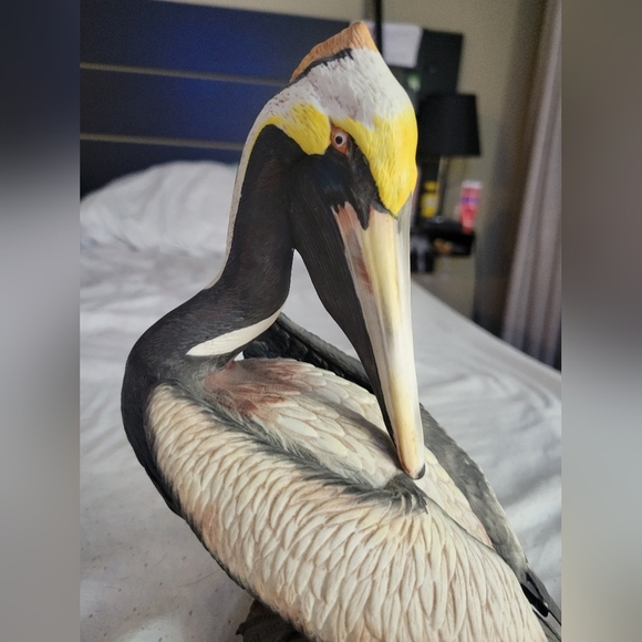 Porcelain Brown Pelican Bird Figure By Goto Originals Limited Edition 841/1200 - Picture 4 of 6